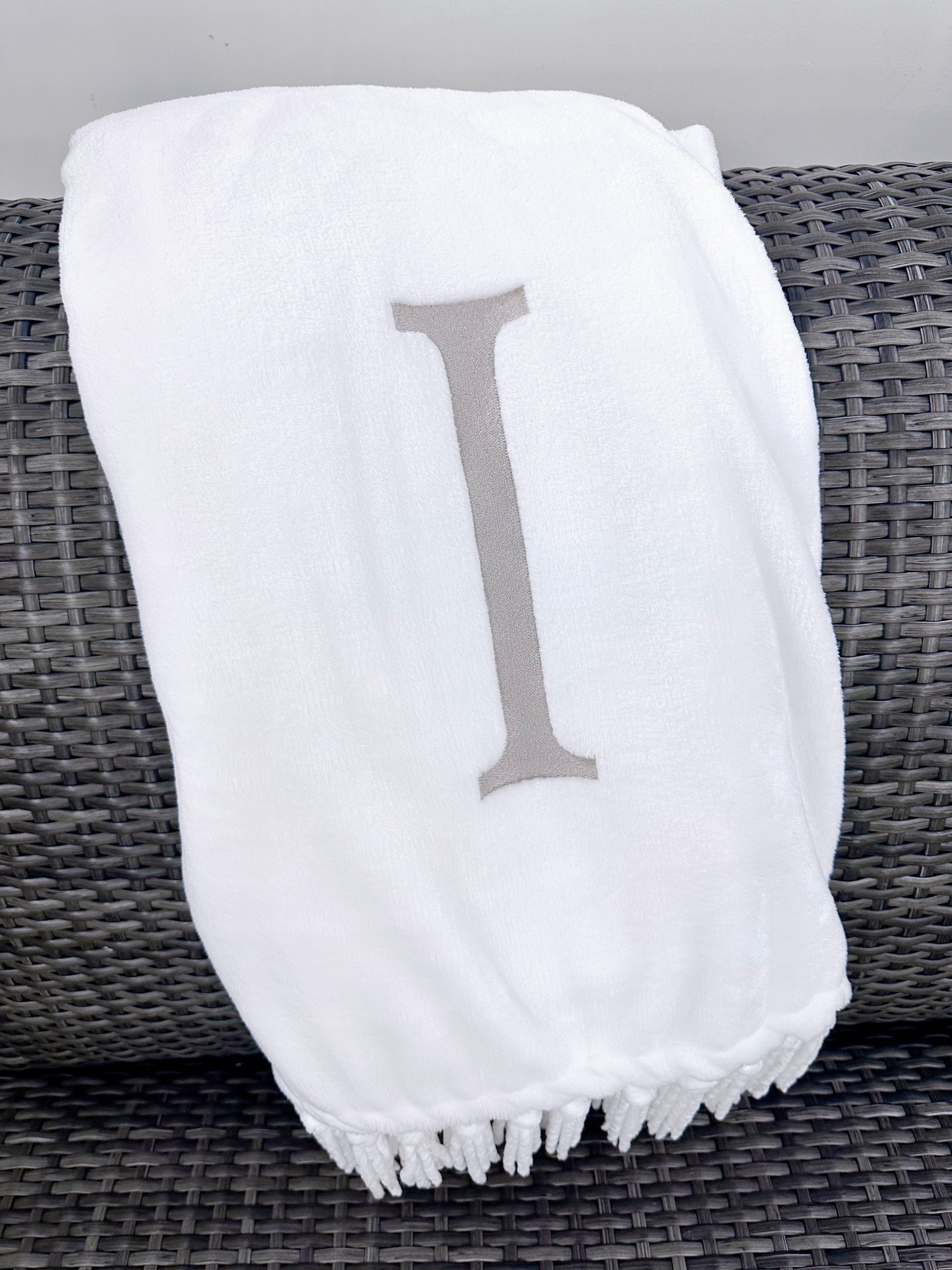 Initial Tassel Throw - Thumbnail 3