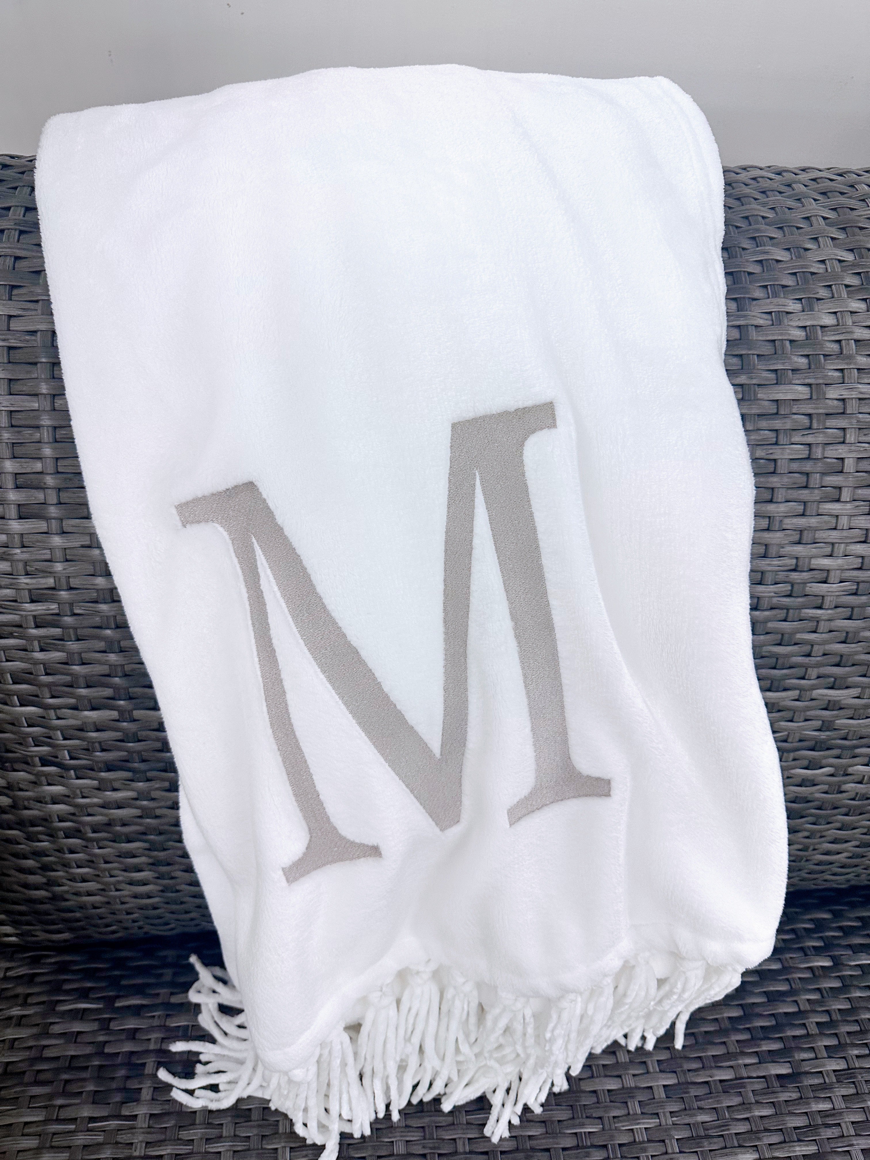 Initial Tassel Throw - Thumbnail 5